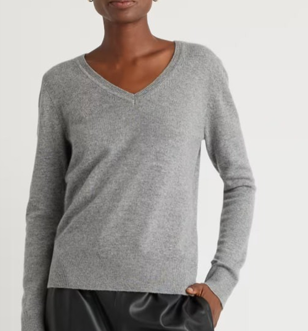 Quince Mongolian 100% Cashmere V-Neck Sweater top women gray Size Small A010368
